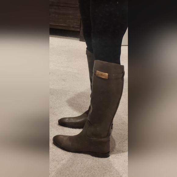 Tory Burch tall boots - Picture 13 of 16
